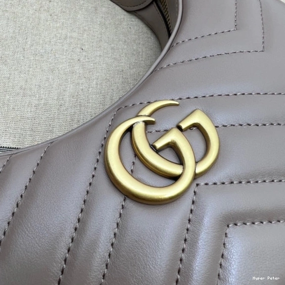 Hyper Peter GUCCI GG half-moon-shaped bag mini Marmont 0820